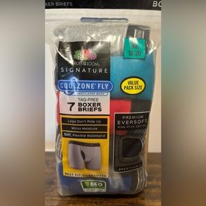 Fruit Of The Loom Boys 7 Pack Tag Free Boxer Briefs NWT Size XL 18-20